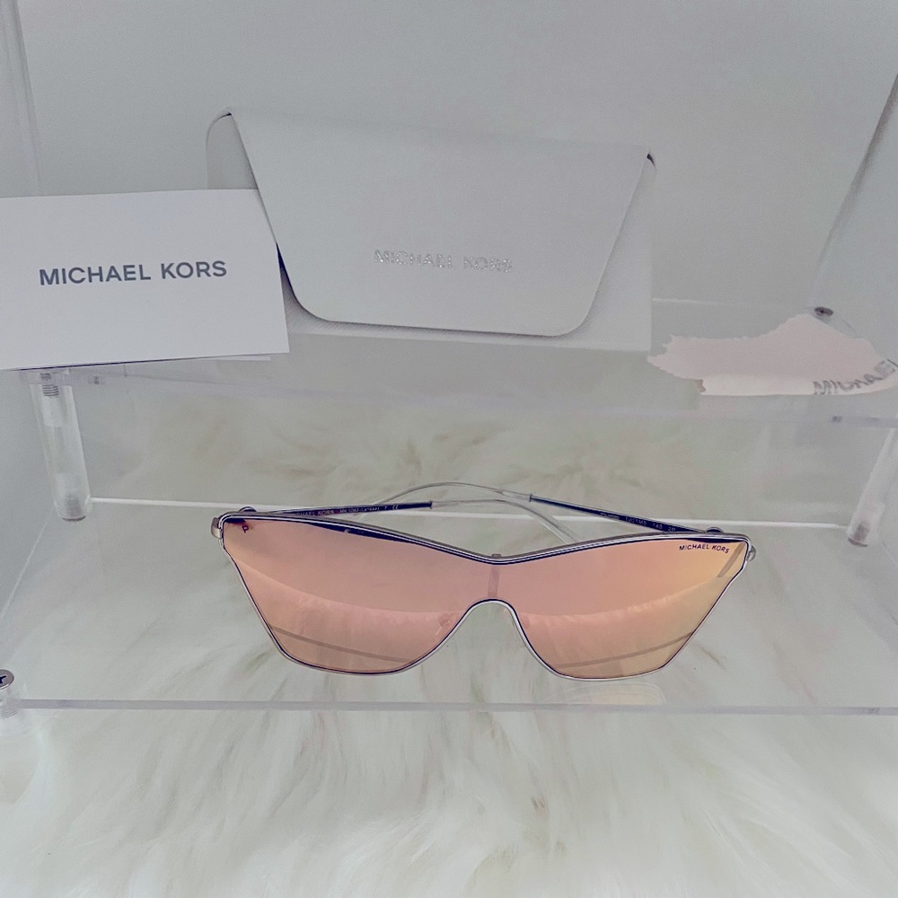 Michael Kors MK butterfly mirrored polarized sunglasses